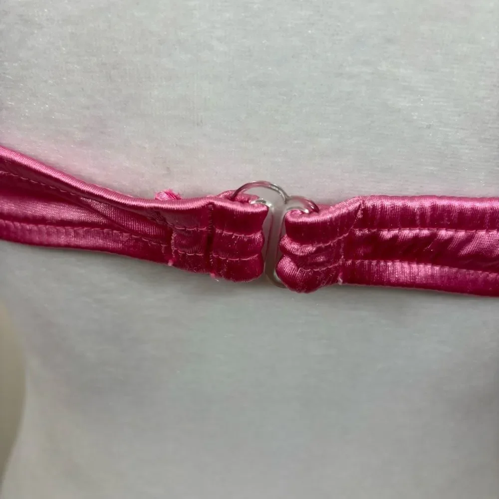 Vintage Mystic Bay Brand Pink Halter Style Convertible Satin Like Bikini Top Med